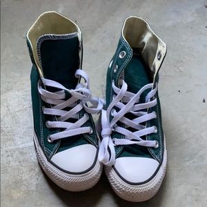 Hunter green converse